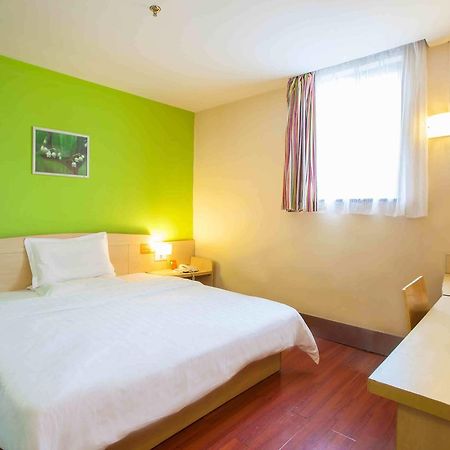 7Days Inn Deyang Zhongjiang Kuishan Park Εξωτερικό φωτογραφία