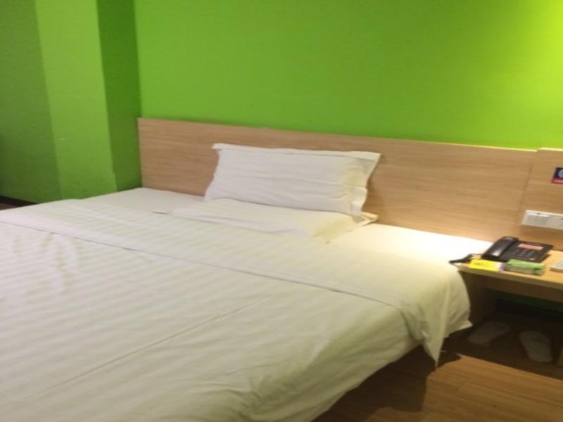 7Days Inn Deyang Zhongjiang Kuishan Park Εξωτερικό φωτογραφία