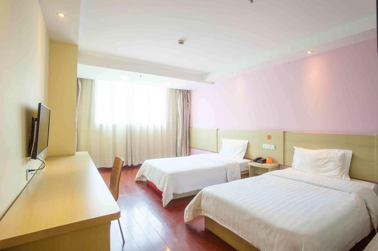 7Days Inn Deyang Zhongjiang Kuishan Park Εξωτερικό φωτογραφία