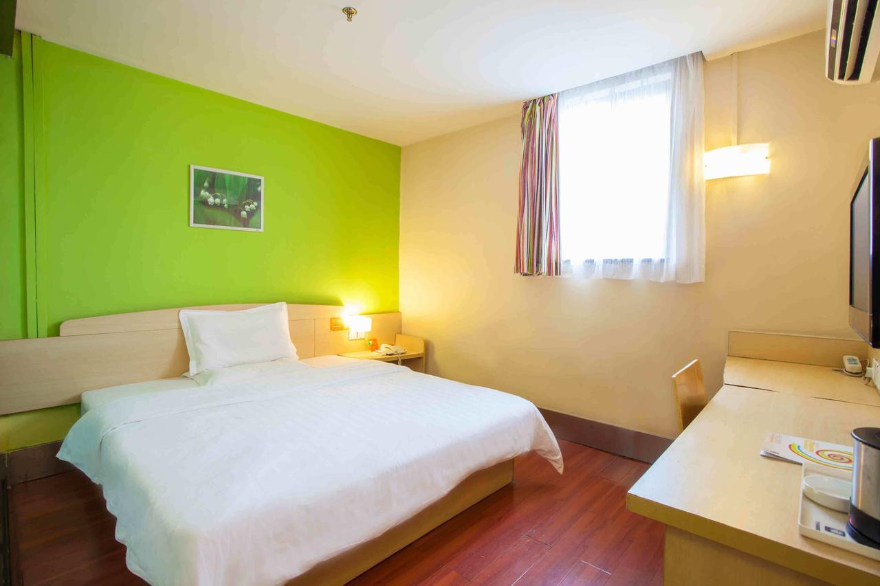 7Days Inn Deyang Zhongjiang Kuishan Park Εξωτερικό φωτογραφία