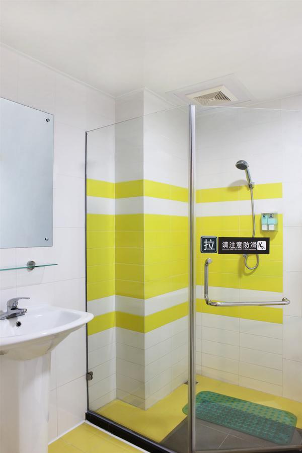7Days Inn Deyang Zhongjiang Kuishan Park Εξωτερικό φωτογραφία